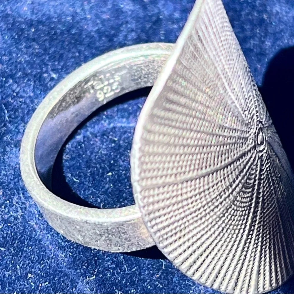 Size adjustable silver statement ring - Picture 5 of 7